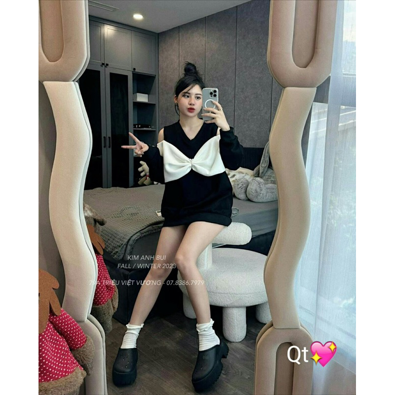 Áo Nỉ Nơ Ngực Khoét Vai Kim Anh Bùi