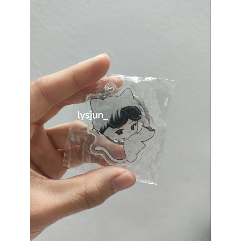 STANDEE HOLDER ĐỰNG CARD & KEYRING MÓC KHOÁ TREO