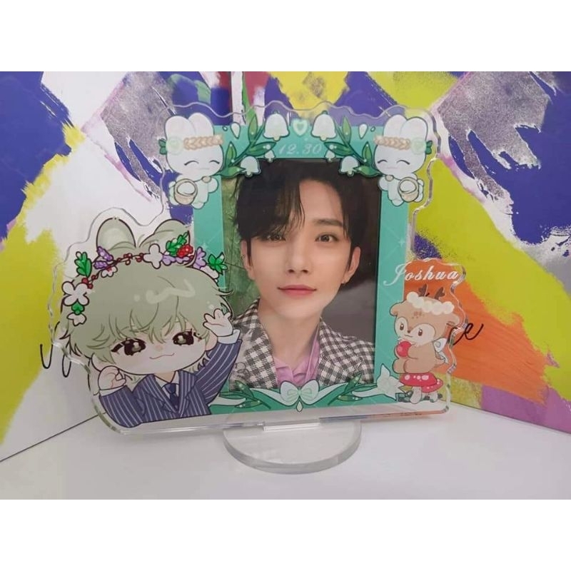 STANDEE HOLDER ĐỰNG CARD & KEYRING MÓC KHOÁ TREO