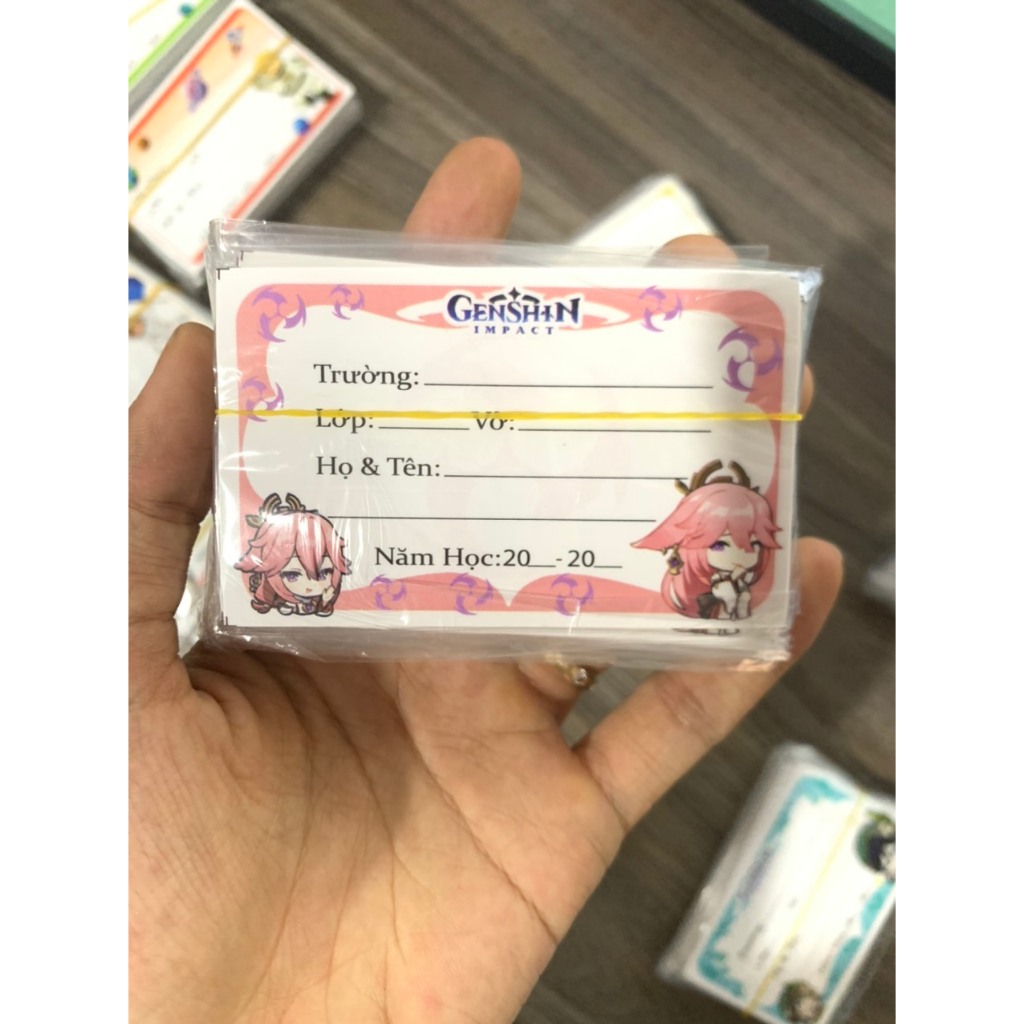 Nhãn vở cắt sẵn có keo dính