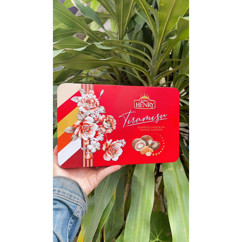 Socola hạnh nhân kinghenry hộp thiếc 200 gr