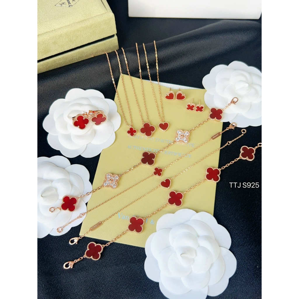 Bộ Trang Sức Nữ Hoa Đỏ HD Jewelry - Set Trang Sức Với 3 Món Bông Tai, Lắc Tay, Dây Chuyền Siêu Sang