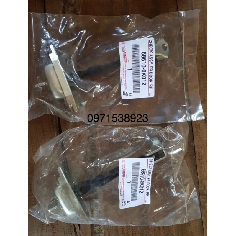 4 Hạn chế cánh cửa xịn TOYOTA VIOS INNOVA COROLLA ALTIS CAMRY YARIS HILUX FORTUNER giá rẻ 68610-0k010. 68630-0k010