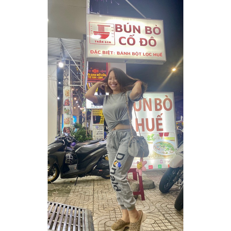 Quần nỉ bo gấu Disney