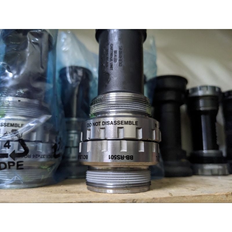 Shimano BB Tiagra Sora BB-RS500 RS501 BBR60 Road  trục rỗng chính hãng