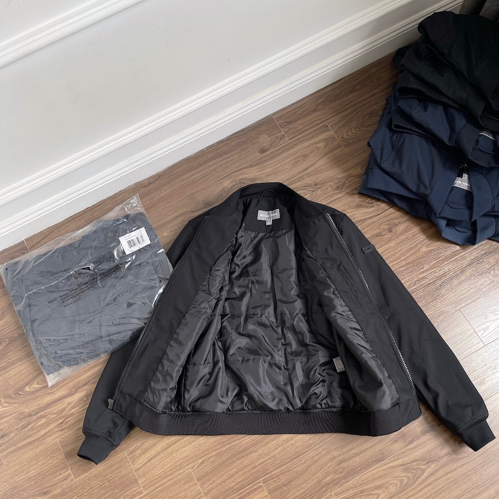 GOM: ÁO BOMBER MK CHO NAM