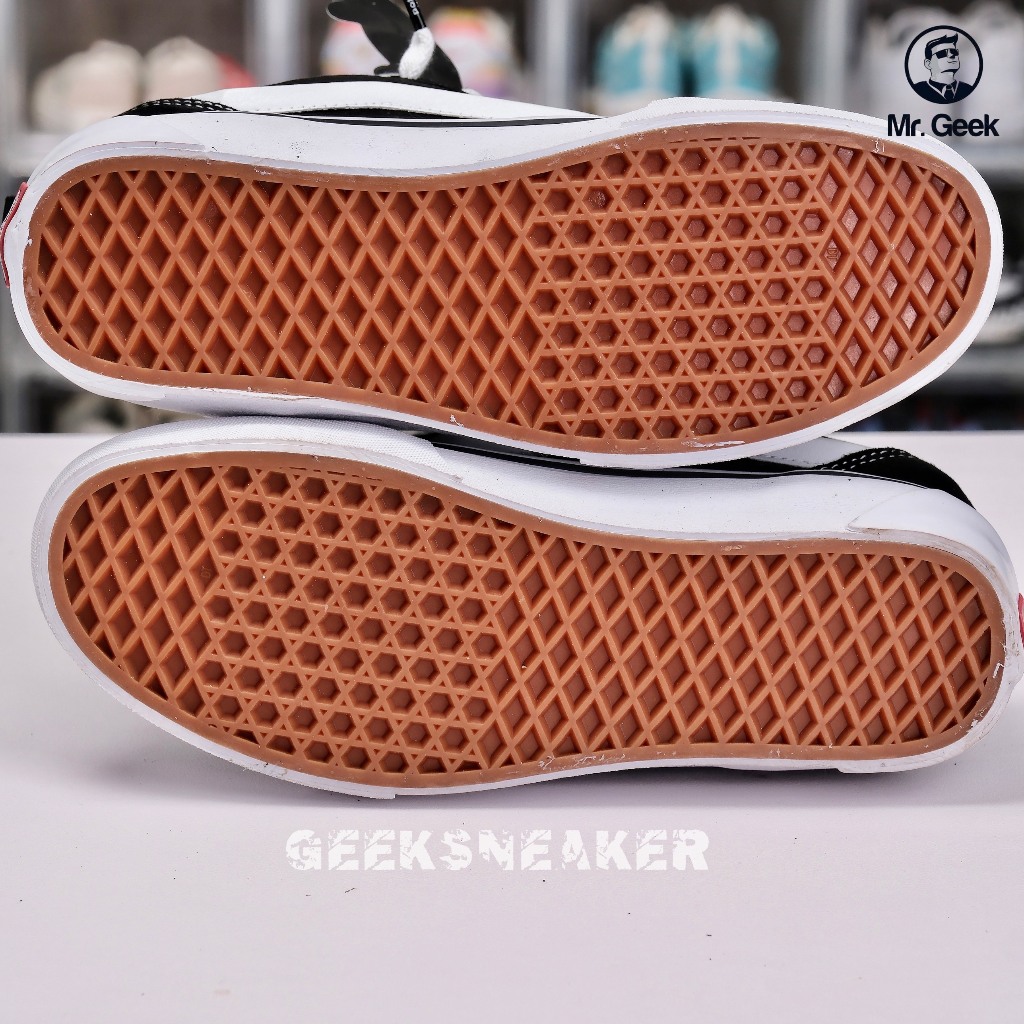 Giày Vans Knu Skool Black White