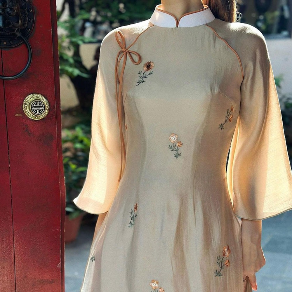 Áo Dài Cách Tân Nữ Tơ Thêu LD40
