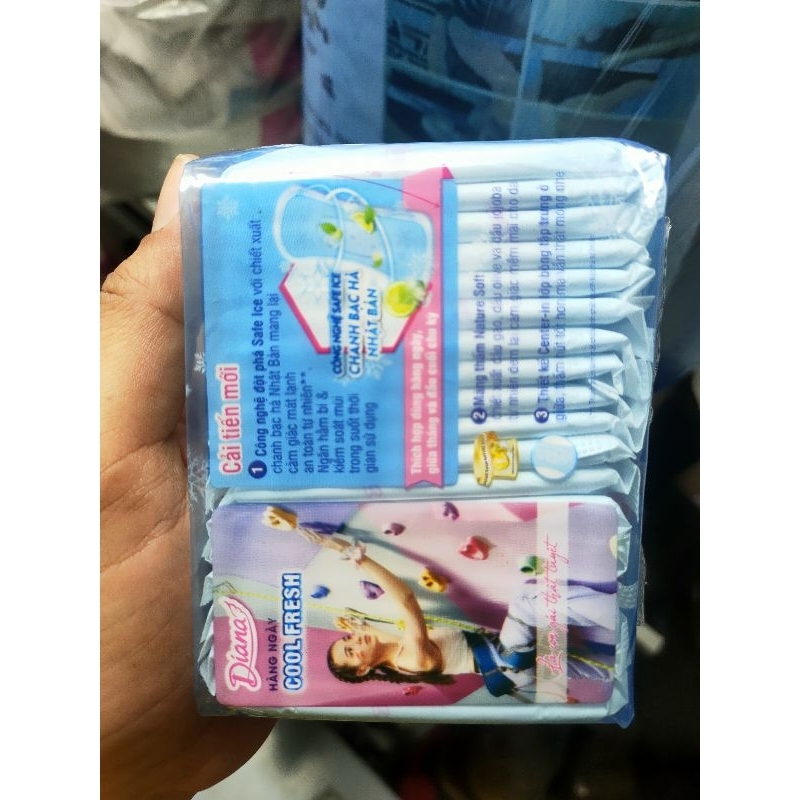 Băng vệ sinh Diana COOL FRESH hàng ngày