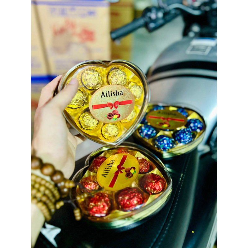 Hộp kẹo chocolate AILISHA hình trái tim cao cấp nhân socola sữa 84g - Gói Quà Siêu Đẹp.