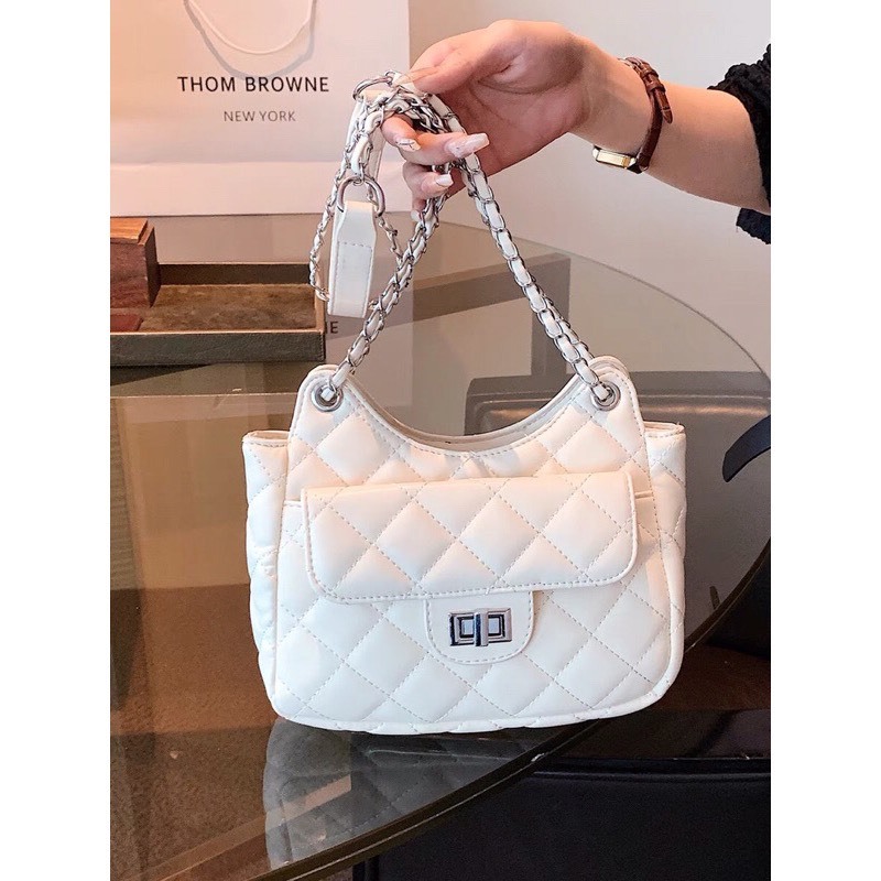 Túi xách nữ túi đeo chéo túi đeo vai trần trám khóa xoay có túi nhỏ