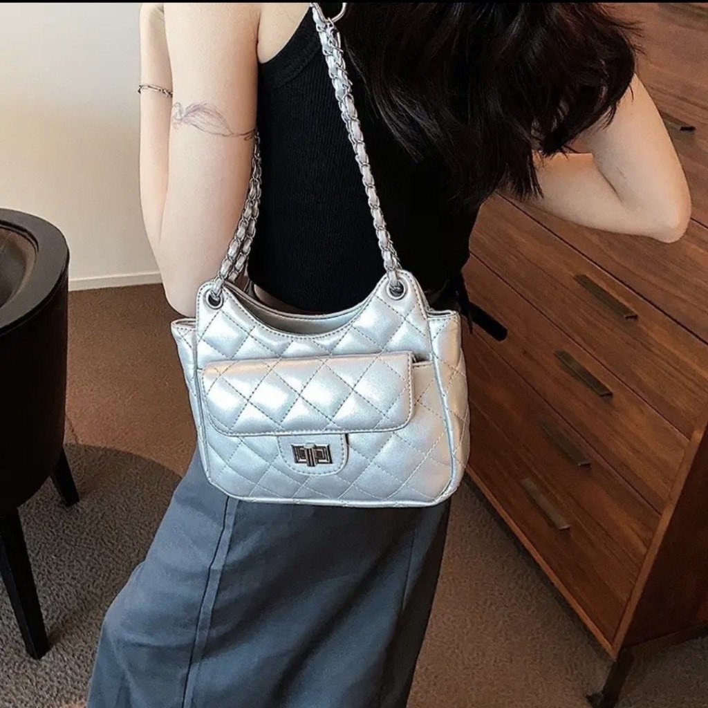 Túi xách nữ túi đeo chéo túi đeo vai trần trám khóa xoay có túi nhỏ