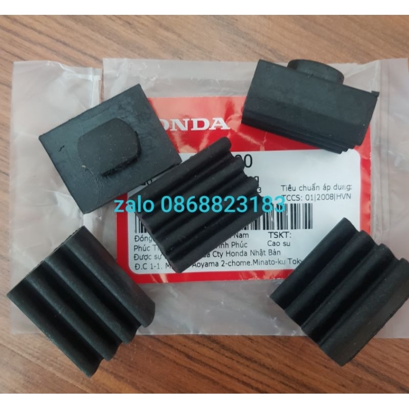 Tách lẻ cao su đệm dưới yên xe Dream Honda