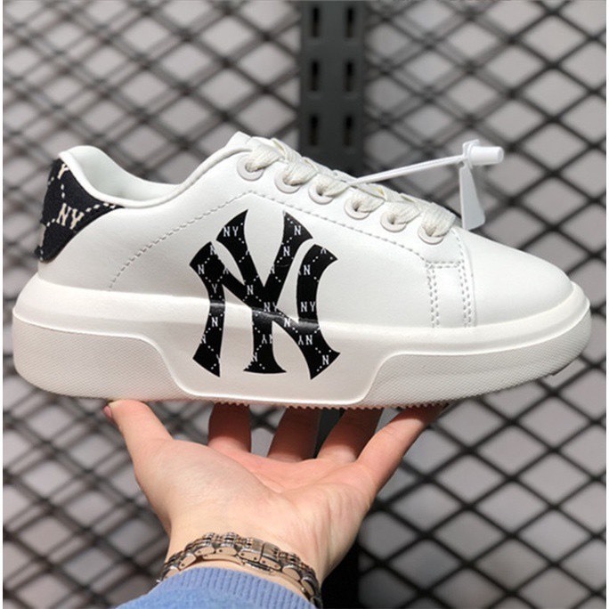 Giày MLB MC Queen chữ NY, LA nam nữ, Giày Thể Thao MCQ in chữ LA,NY phối vàng, phối đen mẫu mới nhất
