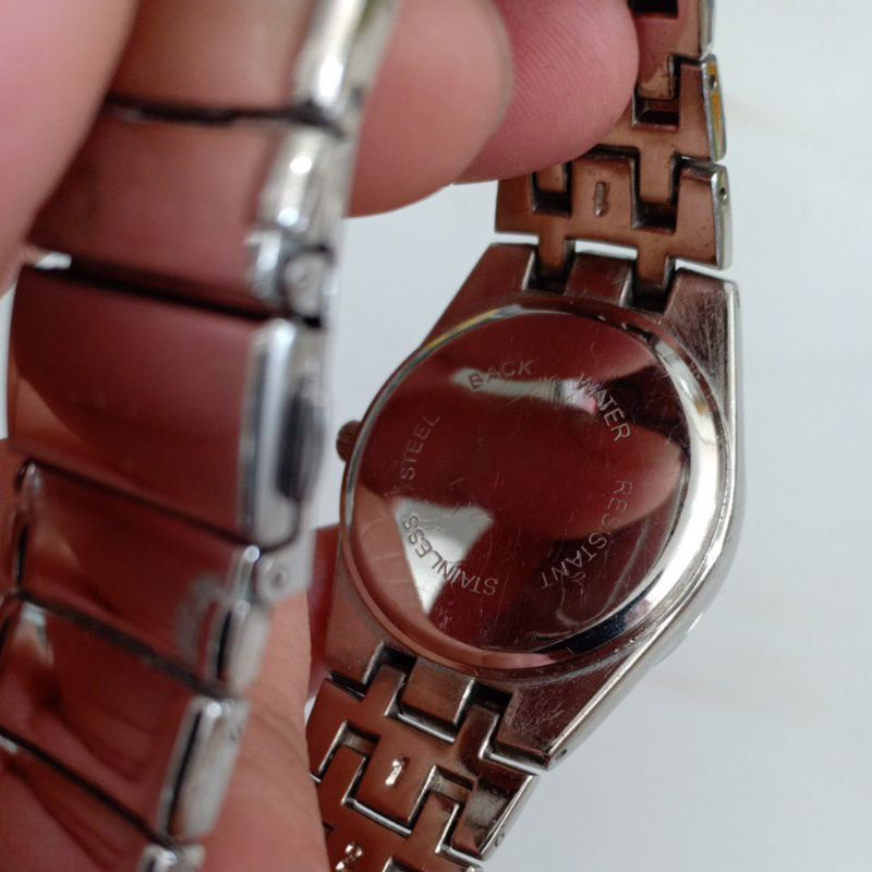 Đồng hồ si nam hiệu SAZIO màu bạc độ mới 90%