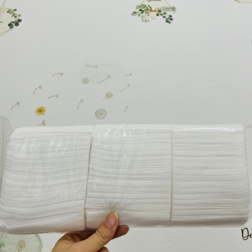 Khăn Vải Khô Đa Năng Hiền Trang, Khăn Khô Đa Năng Hiền Trang Siêu Mềm Mại Thấm Hút Gói 300 Tờ