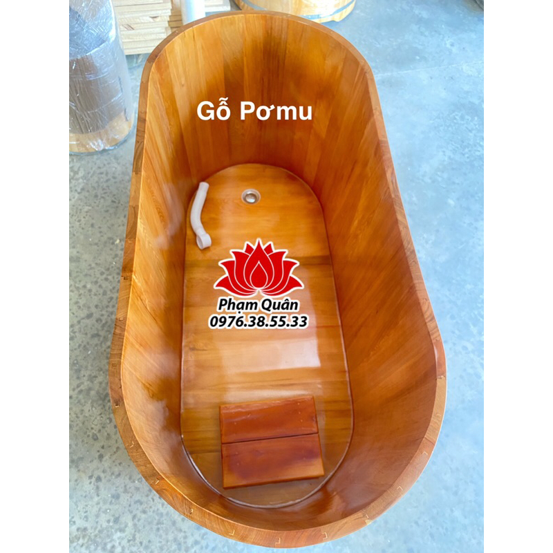 Bồn tắm dài gỗ Pơmu cao cấp nhiều tinh dầu và mùi thơm tự nhiên