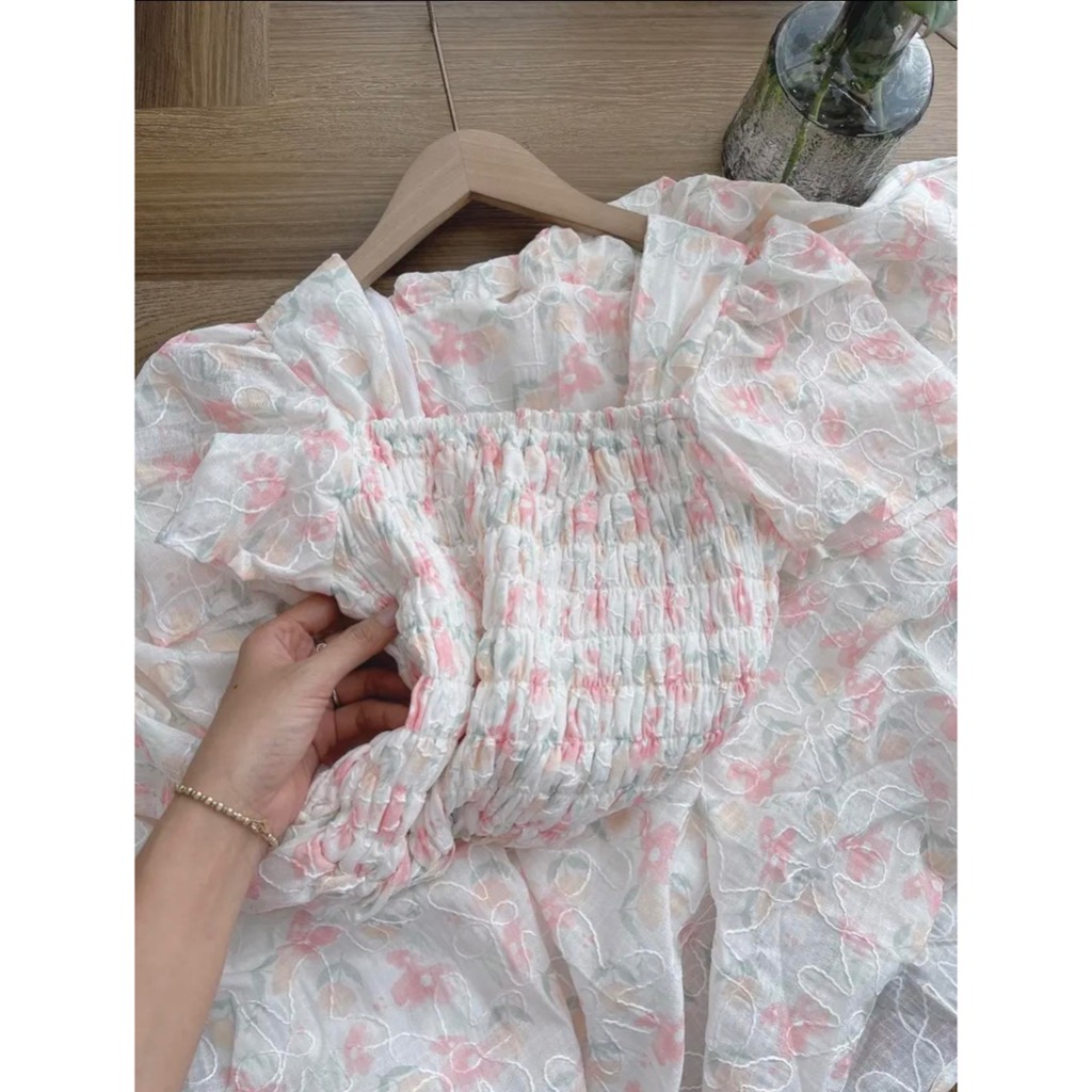 Váy thêu hoa dáng dài