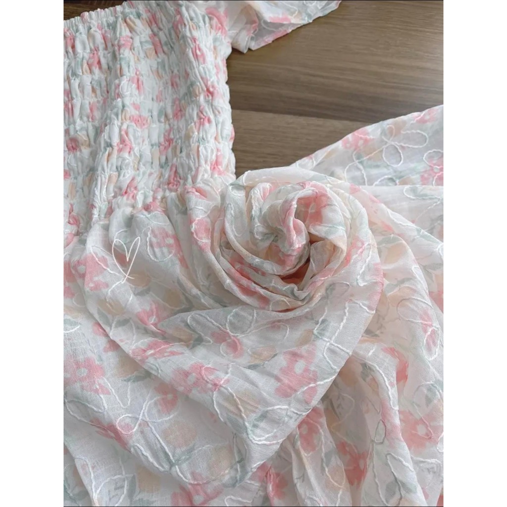 Váy thêu hoa dáng dài