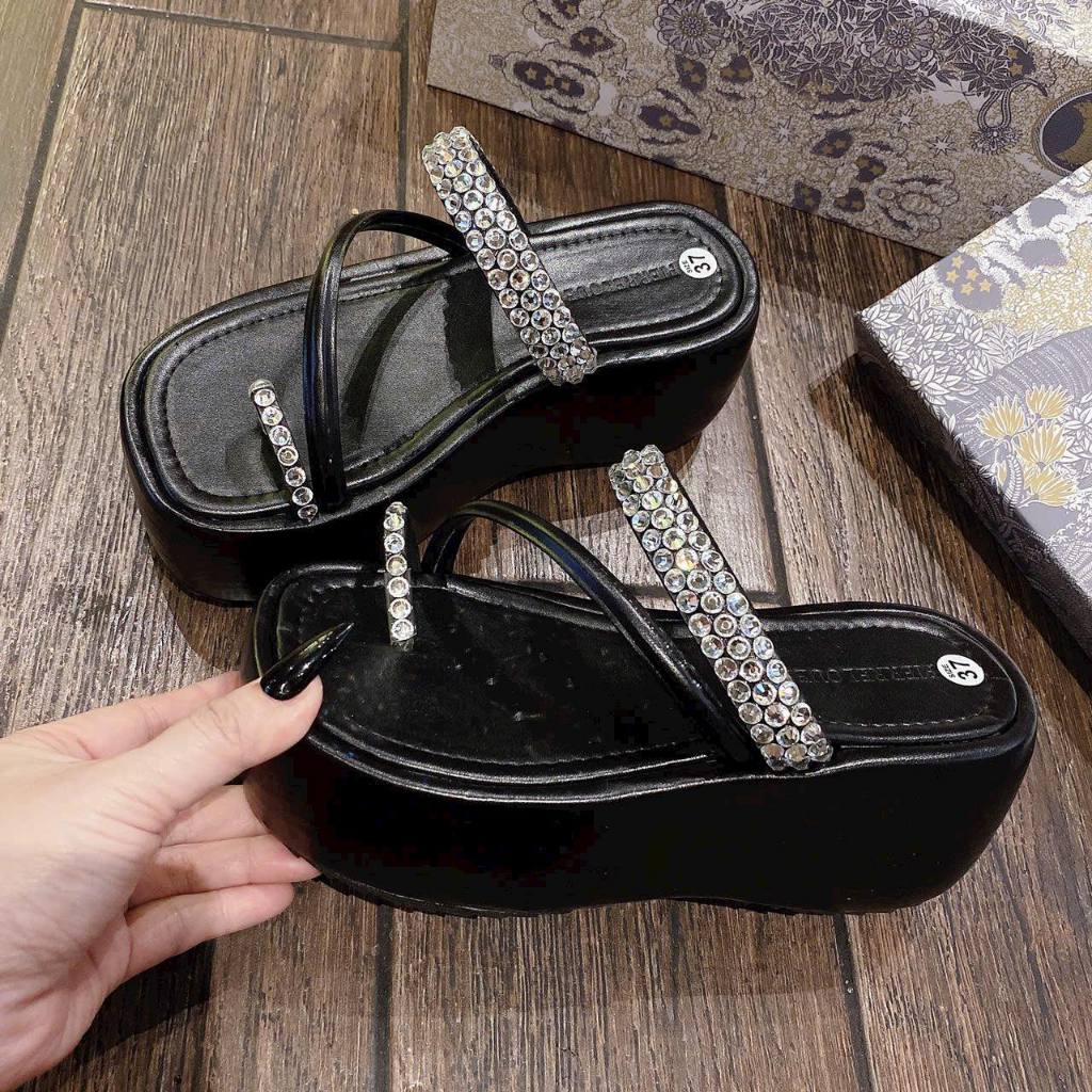 Dép xuồng xỏ ngón xoàn siêu đẹp siêu xinh siêu xịn