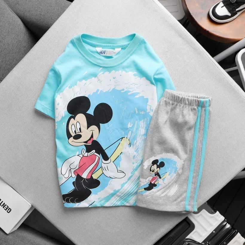 Bộ bé trai nhí TOMSHOP, hoạ tiết người nhện - Bo cổ chắc chắn, form dáng gọn gàng