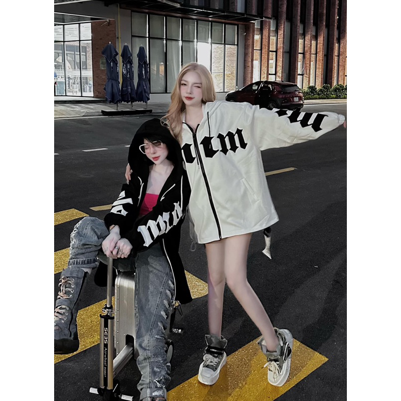 Áo khoác hoodie thêu chữ đen trắng