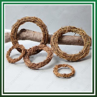 Vòng cỏ bện làm vòng hoa giáng sinh. Vòng cỏ trang trí noel, handmade