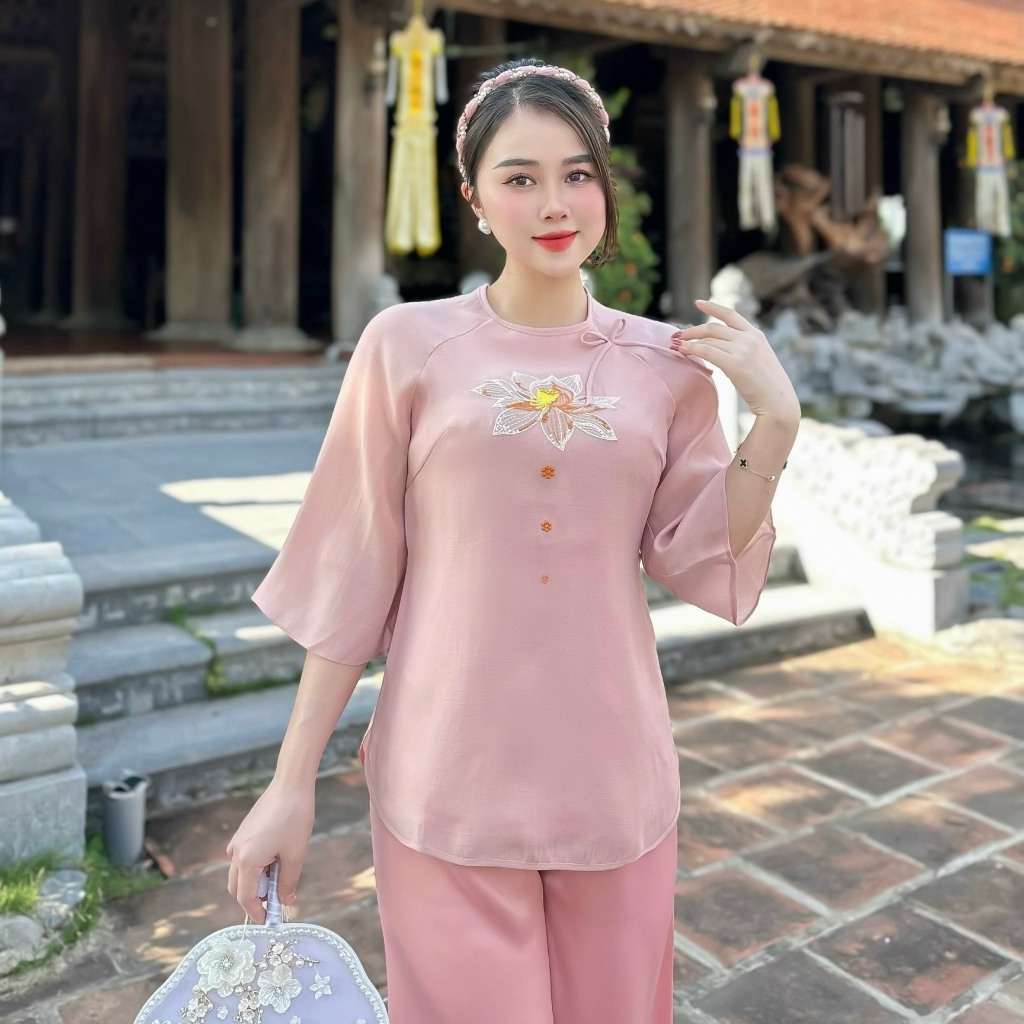 Áo Bà Ba Lụa Gấm , Đồ Lam Đi Chùa Cách Tân Thêu Sen 2 Lớp - Lụa Hàn Cao Cấp - Đồ Lam Đi Chùa Cao Cấp Cổ Tròn Tiểu Thư