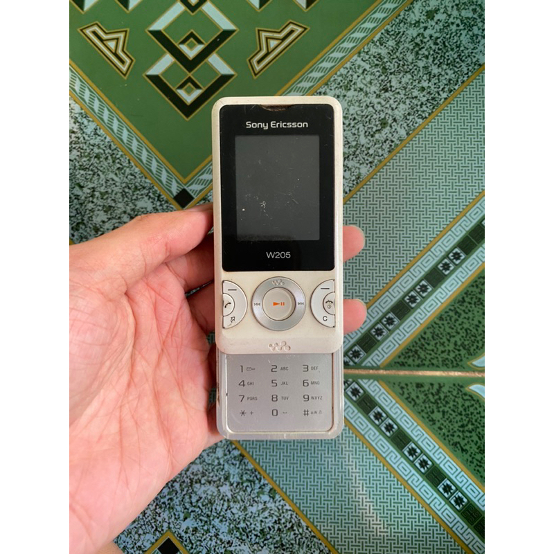 Xác điện thoại Sony Ericsson W205