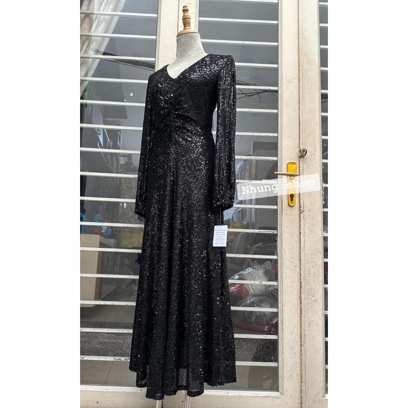 Taylor xuất dư kim sa dạ hội siêu tôn dáng