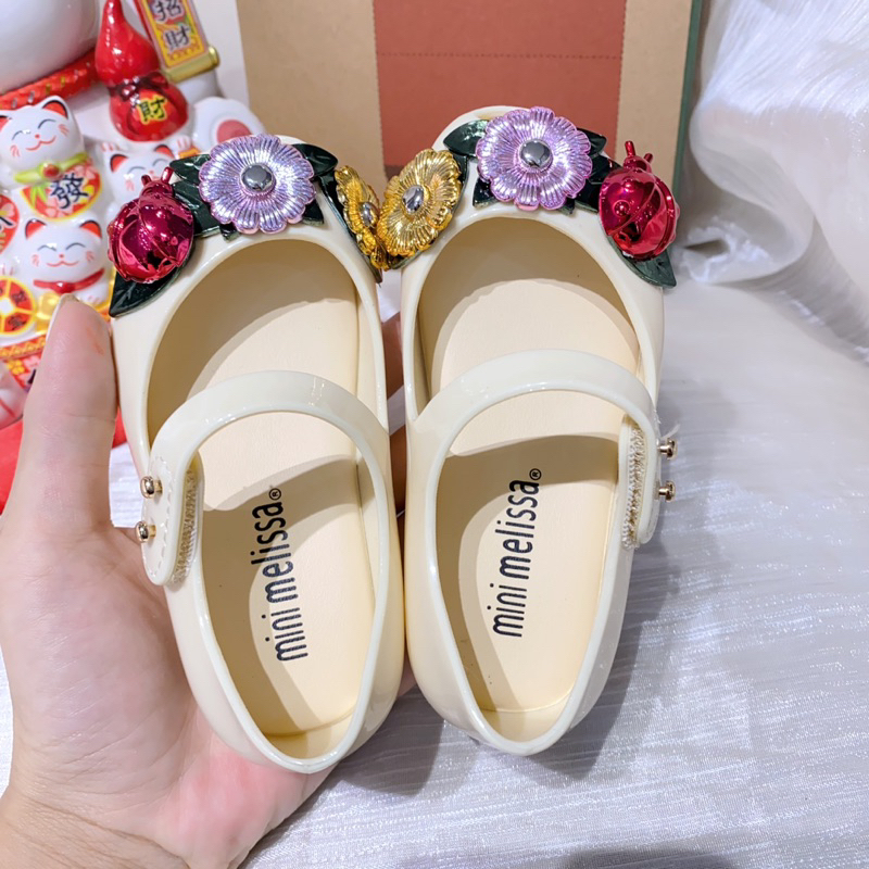 Giầy nhựa mềm thơm melissa nơ hoa bọ siêu xinh cho bé từ 1-8 tuổi