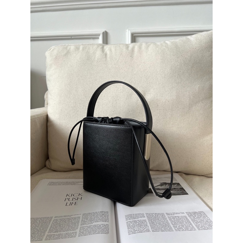 TÚI HỘP CẦM TAY DA BÒ | SALT DÉ STUDIO