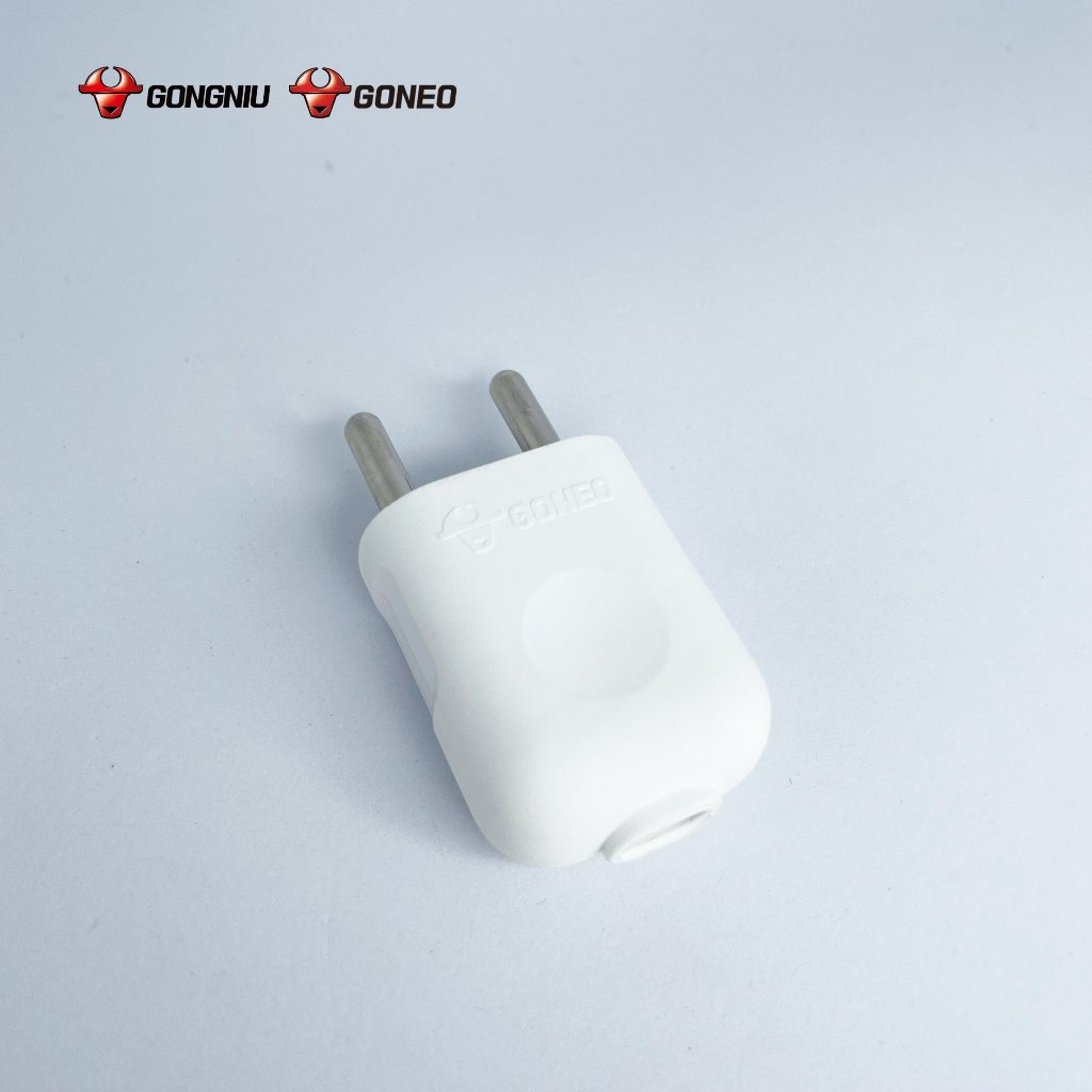 Phích Cắm Chân Tròn GONEO - 10L2 - Chính Hãng