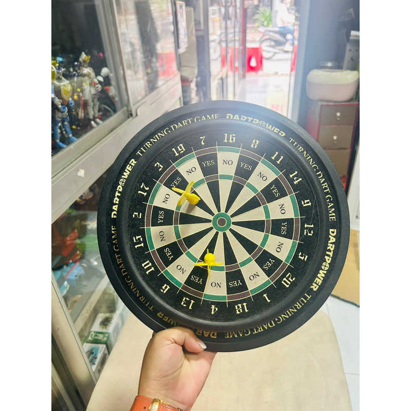 Bảng & Phi tiêu bằng nam châm xoay cao cấp của Gaga World