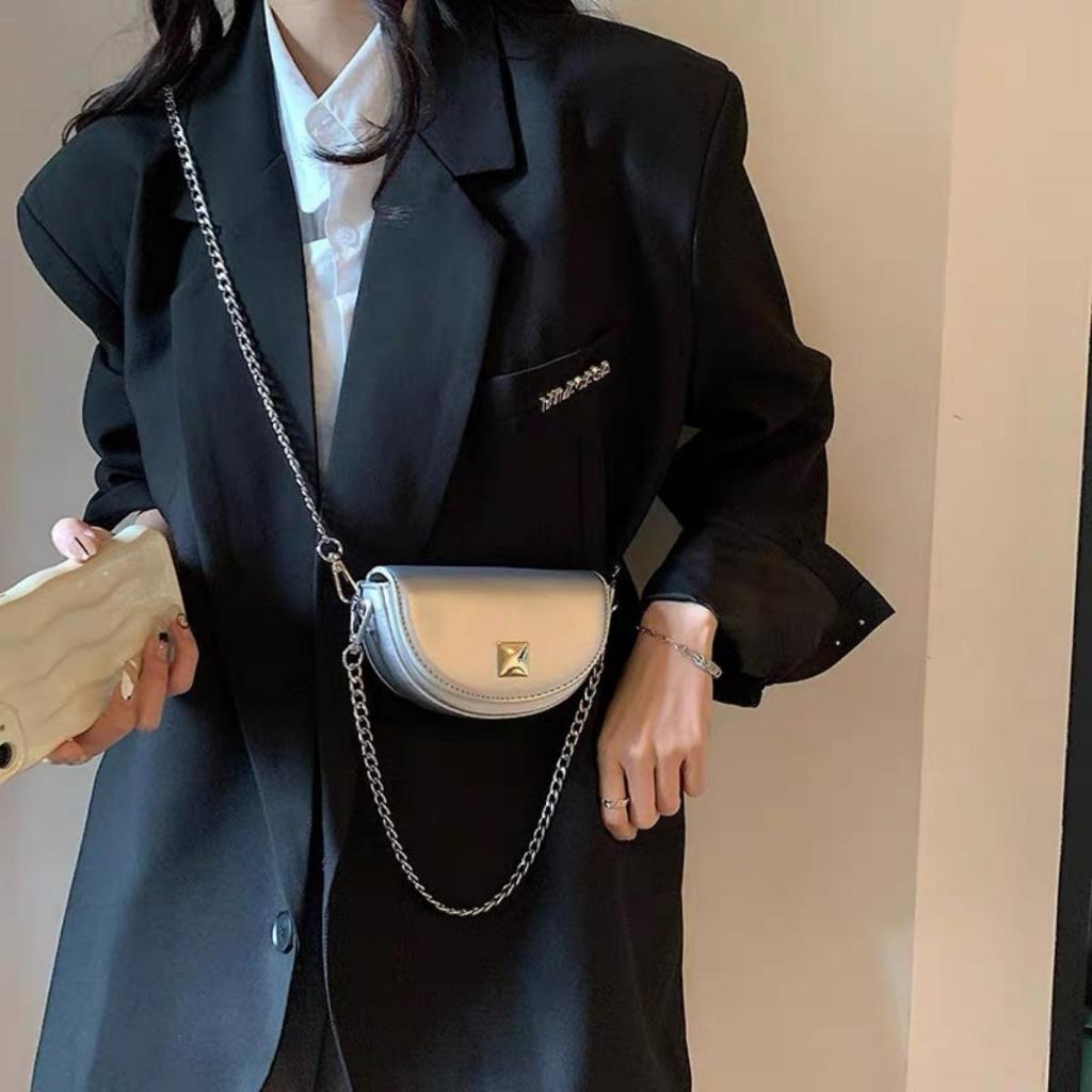 Túi xách mini dây xích dáng bầu phong cách Hàn Quốc trẻ trung
