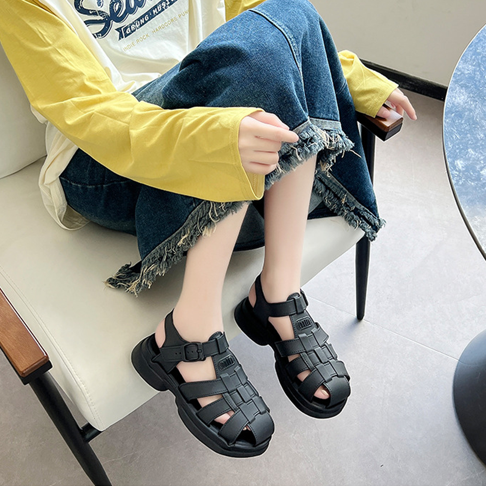 Giày sandal nữ quai hậu dáng rọ chiến binh Hot trends đế cao 3.5cm chất nhựa đi mưa validep03 V357