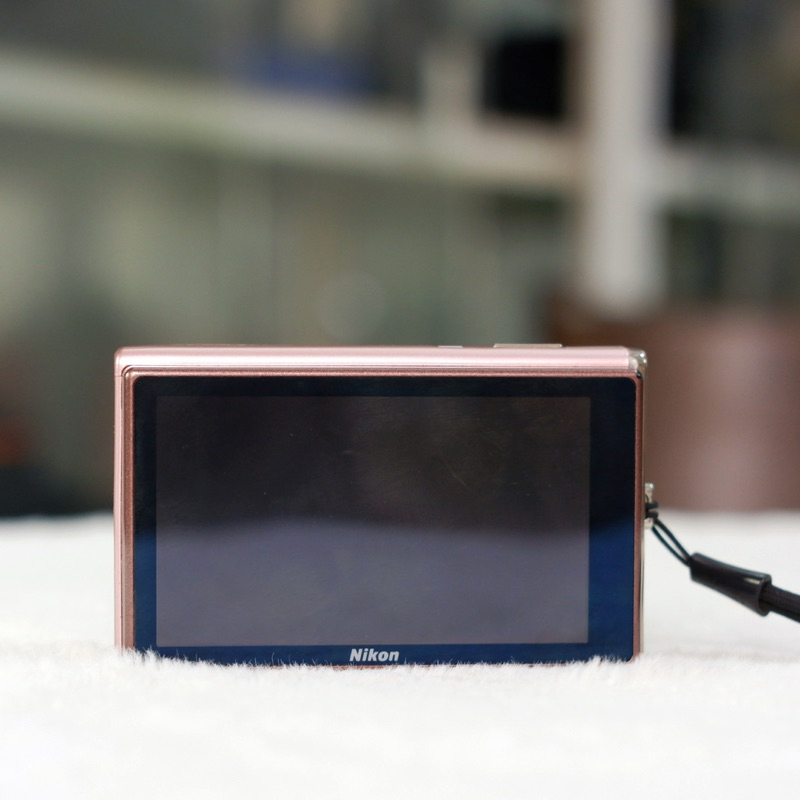 Máy ảnh Nikon Coolpix S60 màu hồng phấn siêu xinh