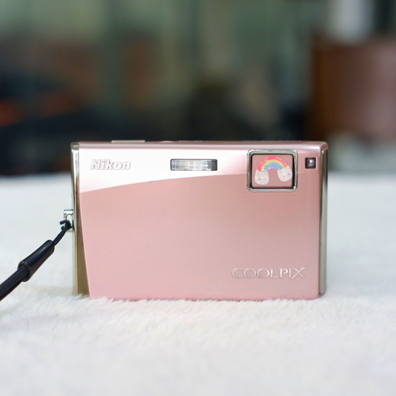 Máy ảnh Nikon Coolpix S60 màu hồng phấn siêu xinh