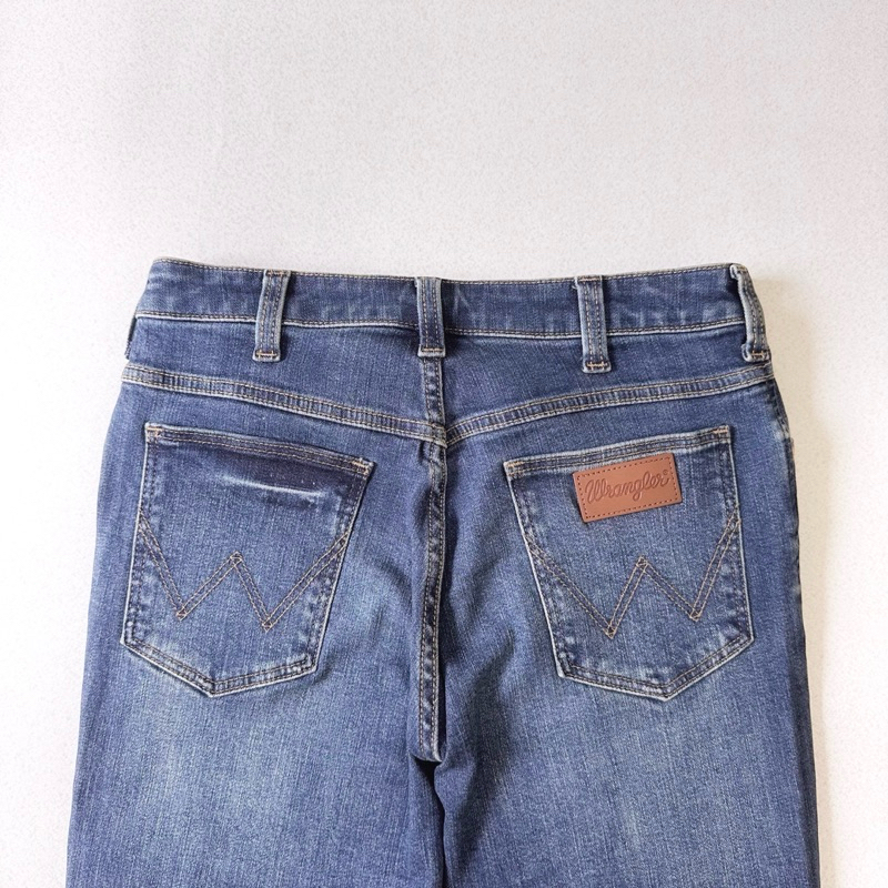 Quần Jeans Nam màu Xanh mài nhạt dáng Straight ống đứng thoải mái Hàn Quốc, co giãn tốt, không bai xù, bên màu