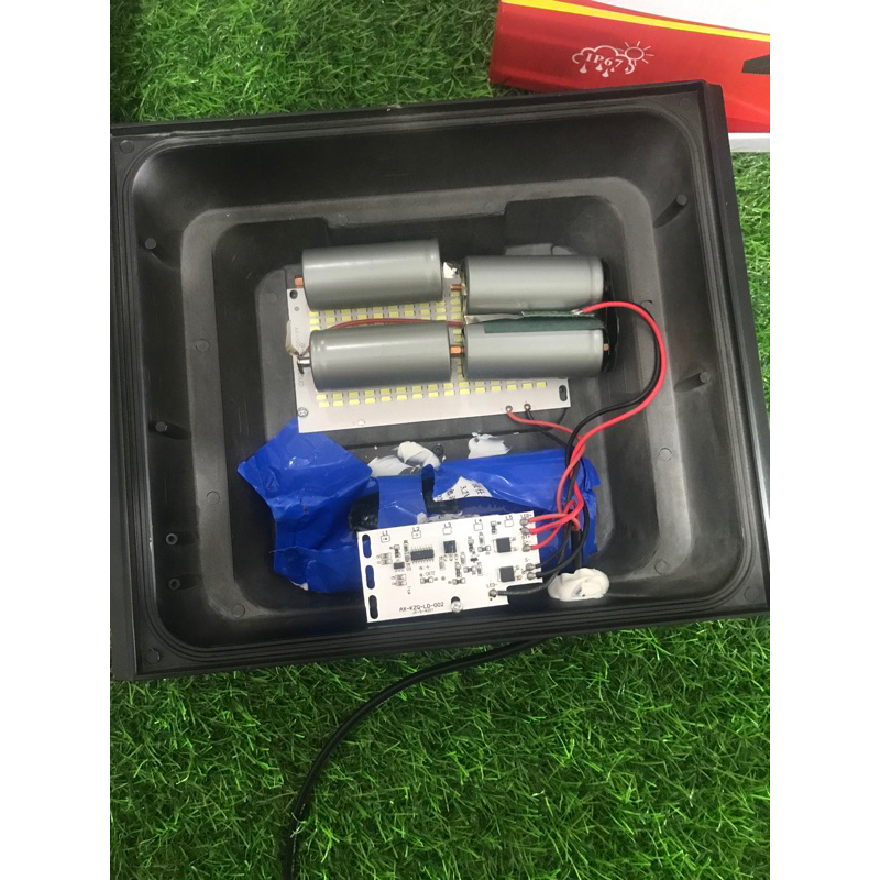 Đèn Năng Lượng Mặt Trời 500W IP67 Solar Light