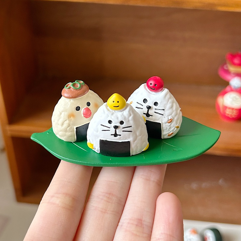 Mô hình mèo chủ đề mùa lúa chín