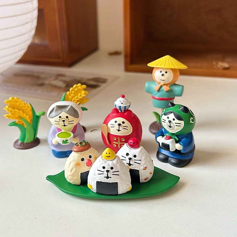 Mô hình mèo chủ đề mùa lúa chín