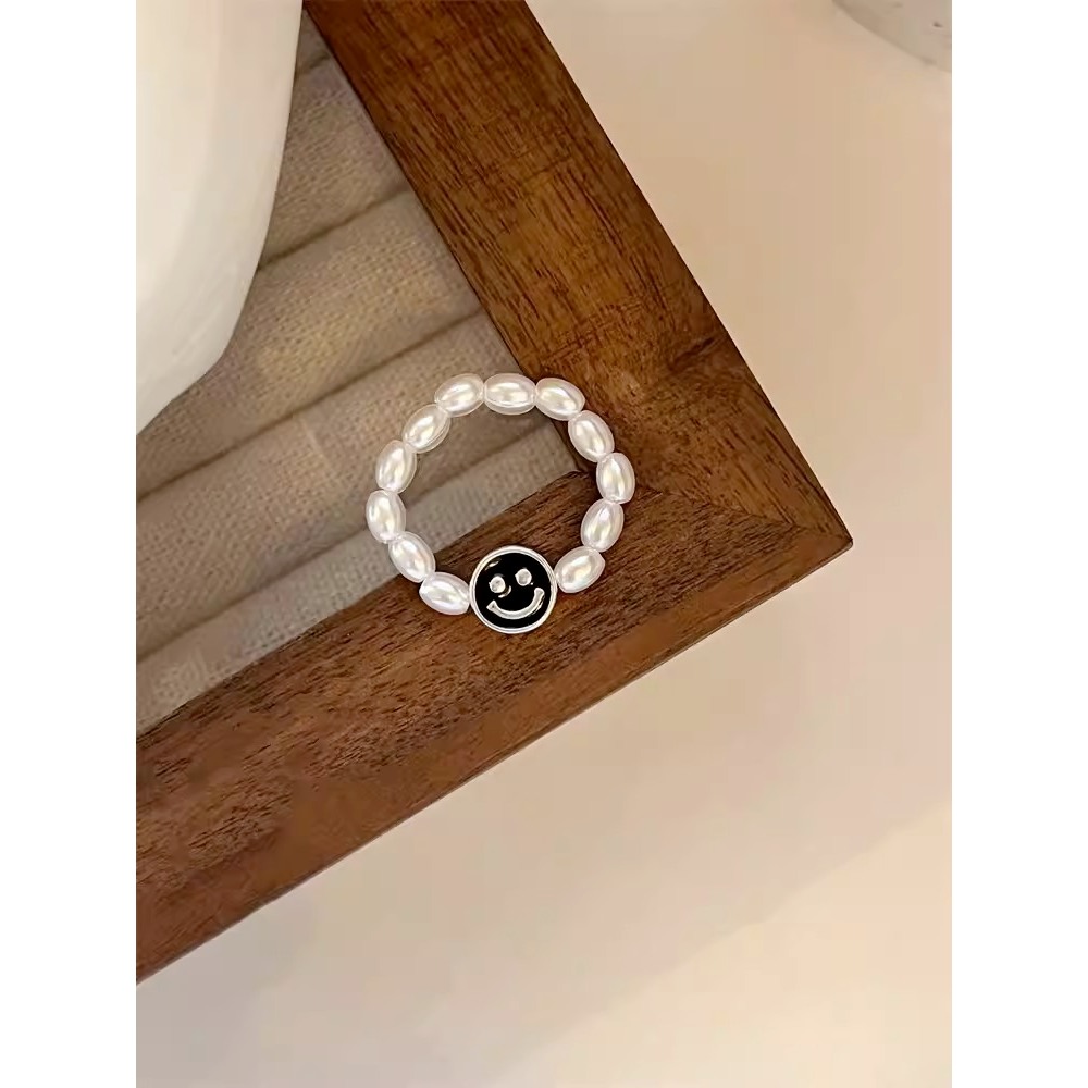 Nhẫn ngọc trai nhân tạo hình mặt cười - N60