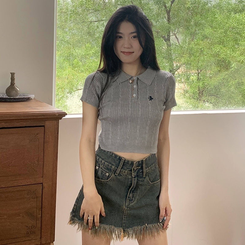 Áo thun Polo dáng croptop ôm tay ngắn