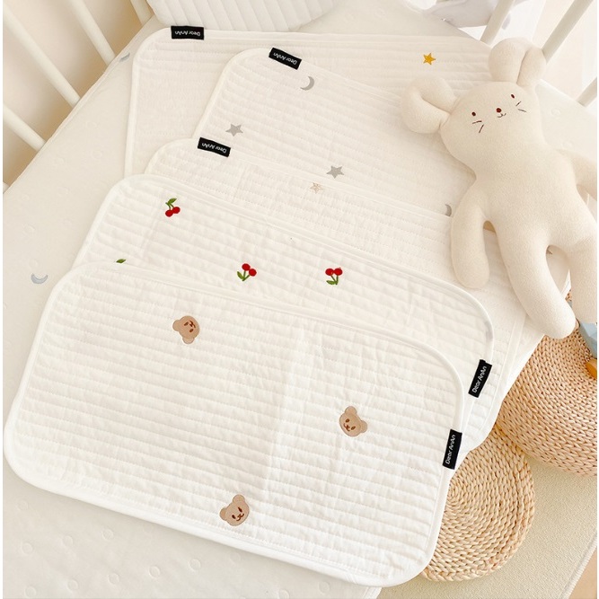 Tấm lót gối đầu cho trẻ sơ sinh thoáng khí phong cách Hàn Quốc Dear AnAn