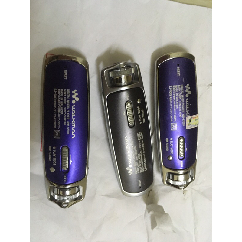 Máy nghe nhạc sony walkman s70xf