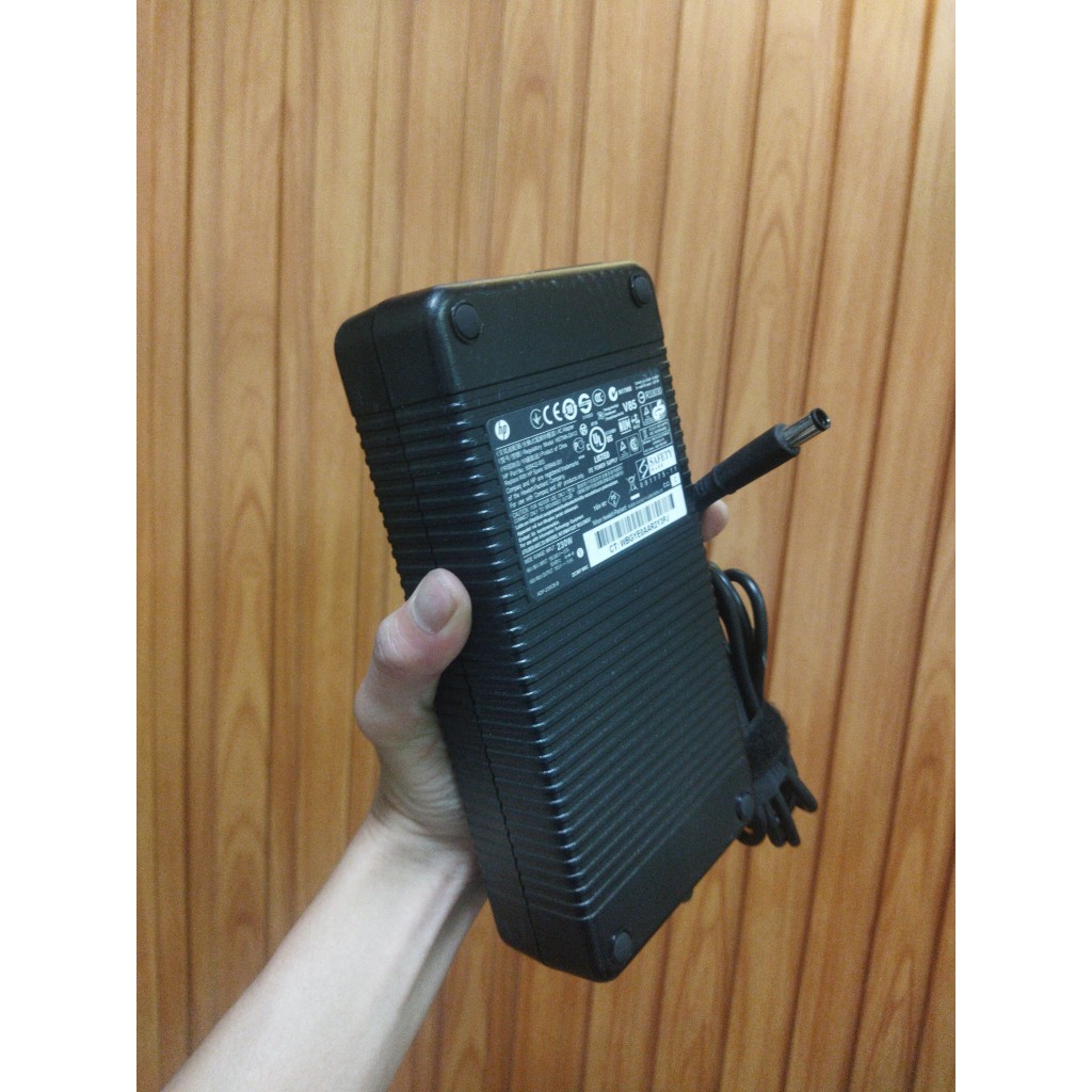 SẠC HP 230W  CHÂN KIM LỚN