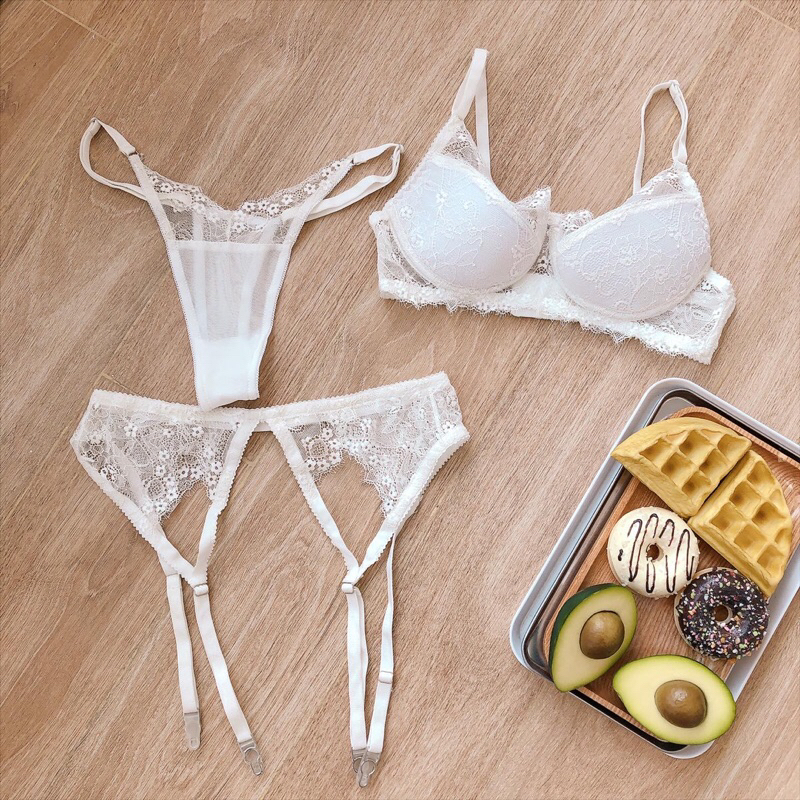 Bộ áo ngực có gọng mút mỏng, hàng thiết kế by Shi Lingerie