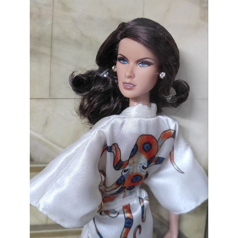 Búp bê barbie Goldfinger 007