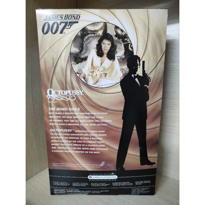 Búp bê barbie Goldfinger 007